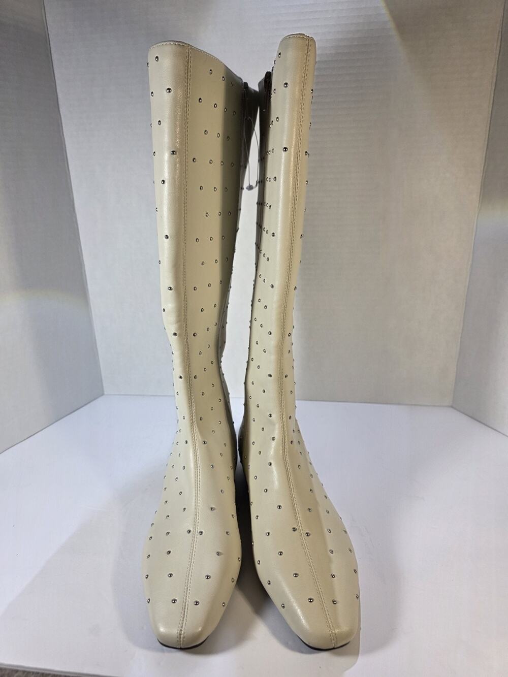 Katy Perry Confidant Stud Knee High Boots Womens 5M Chalk Cream KP3202